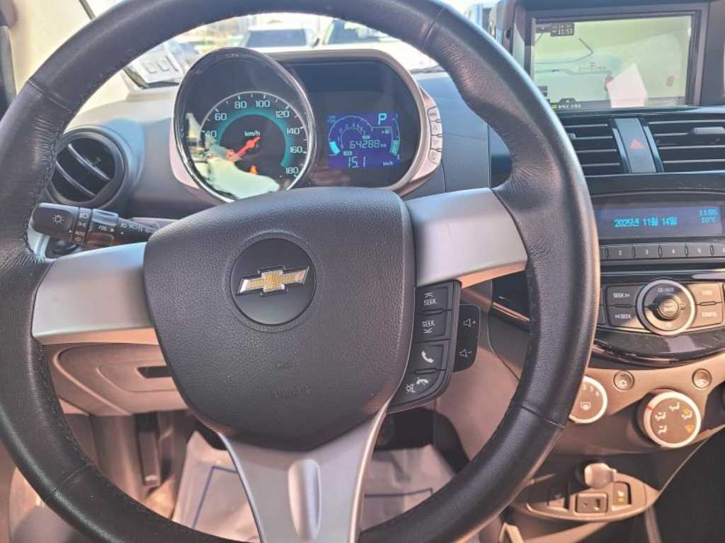 Chevrolet Spark - Vista 10