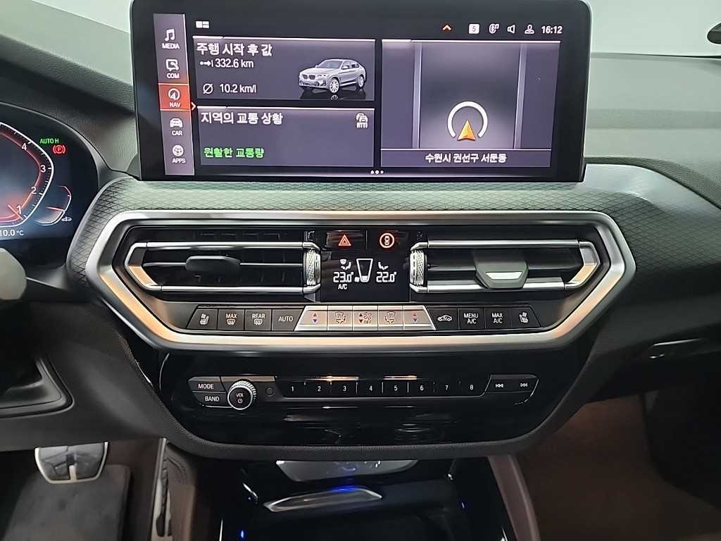 BMW X4 - Vista 10
