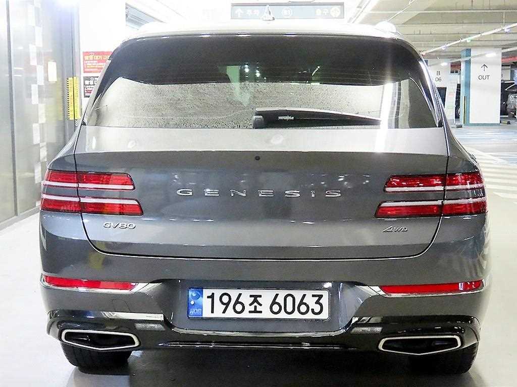 Genesis GV80 - Vista 6