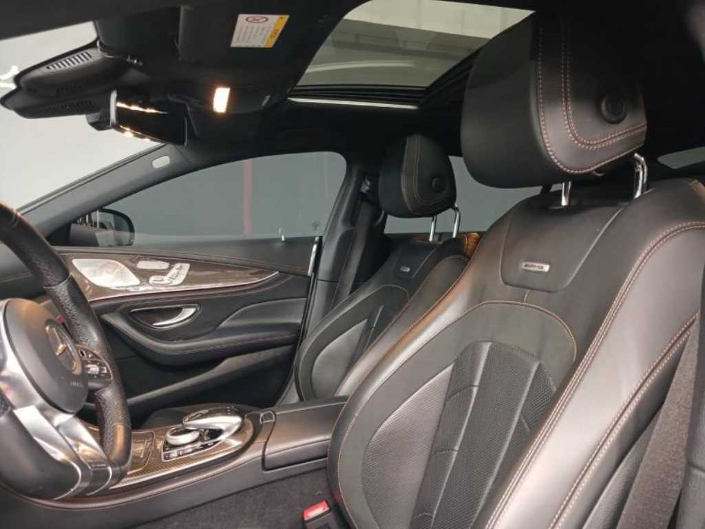 Mercedes Benz CLS Class - Vista 7