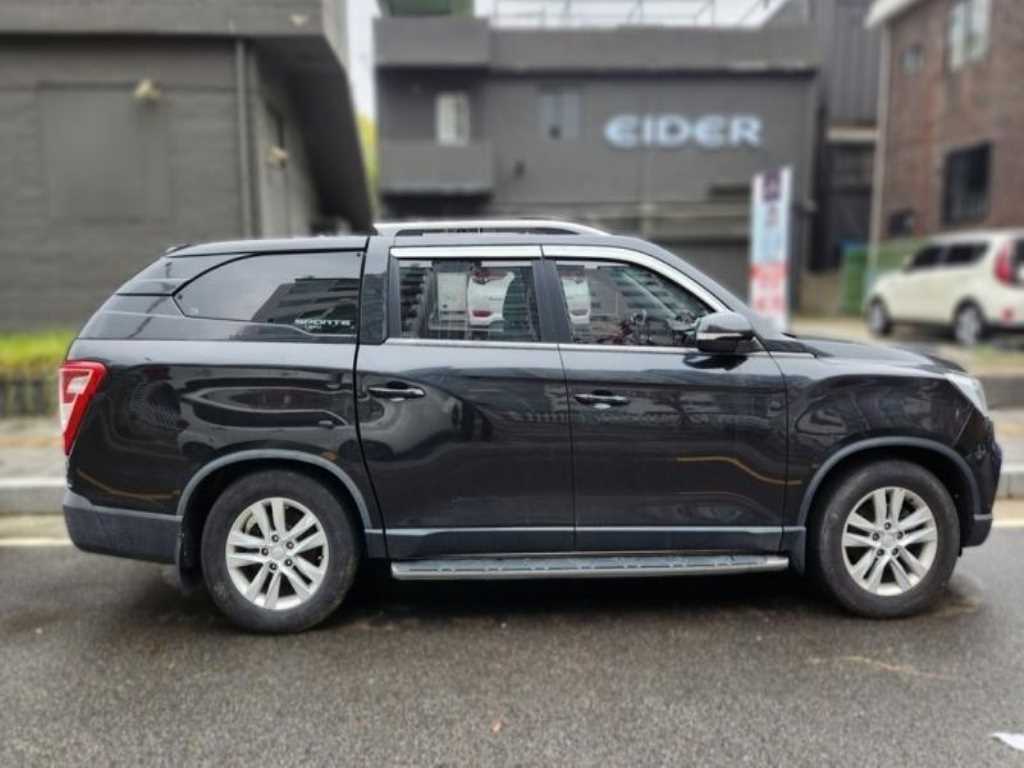 Ssangyong Rexton - Vista 4