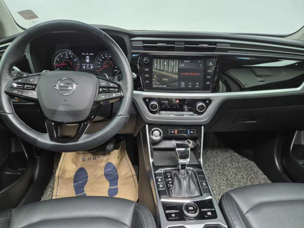 Ssangyong Korando - Vista 11