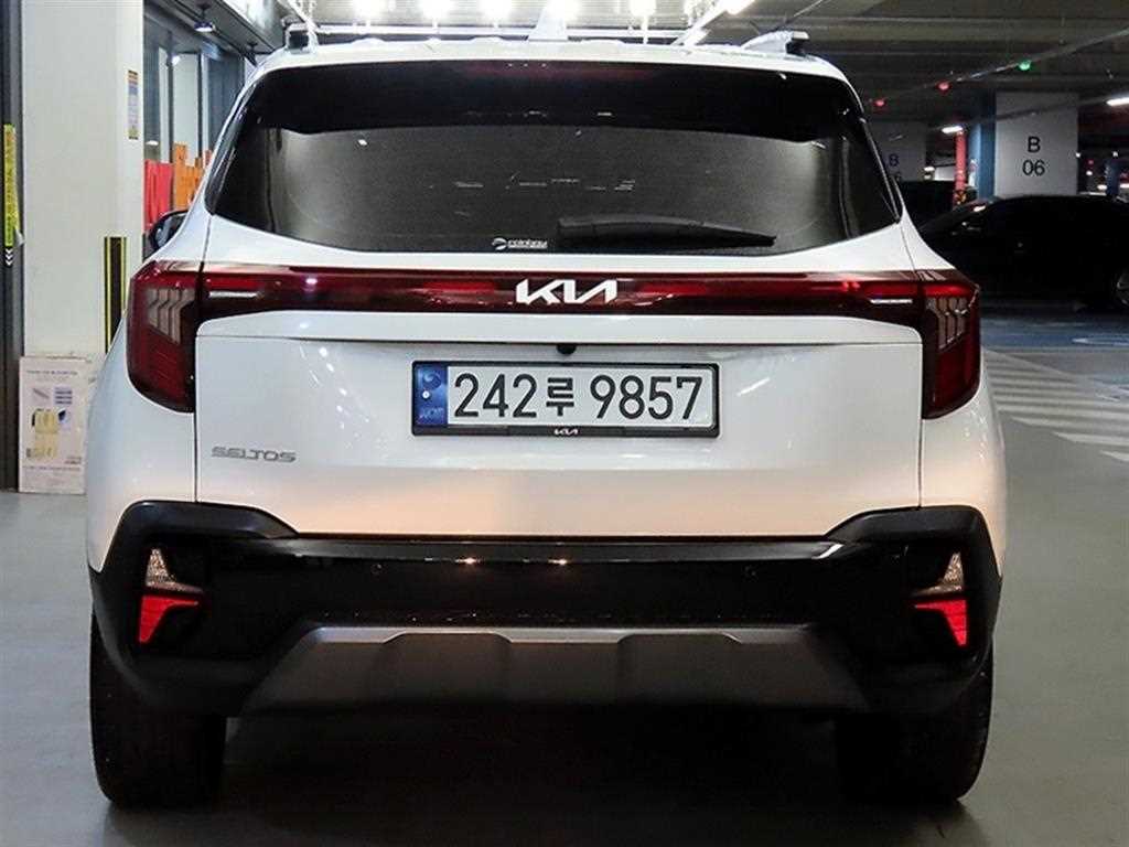 KIA Seltos - Vista 5