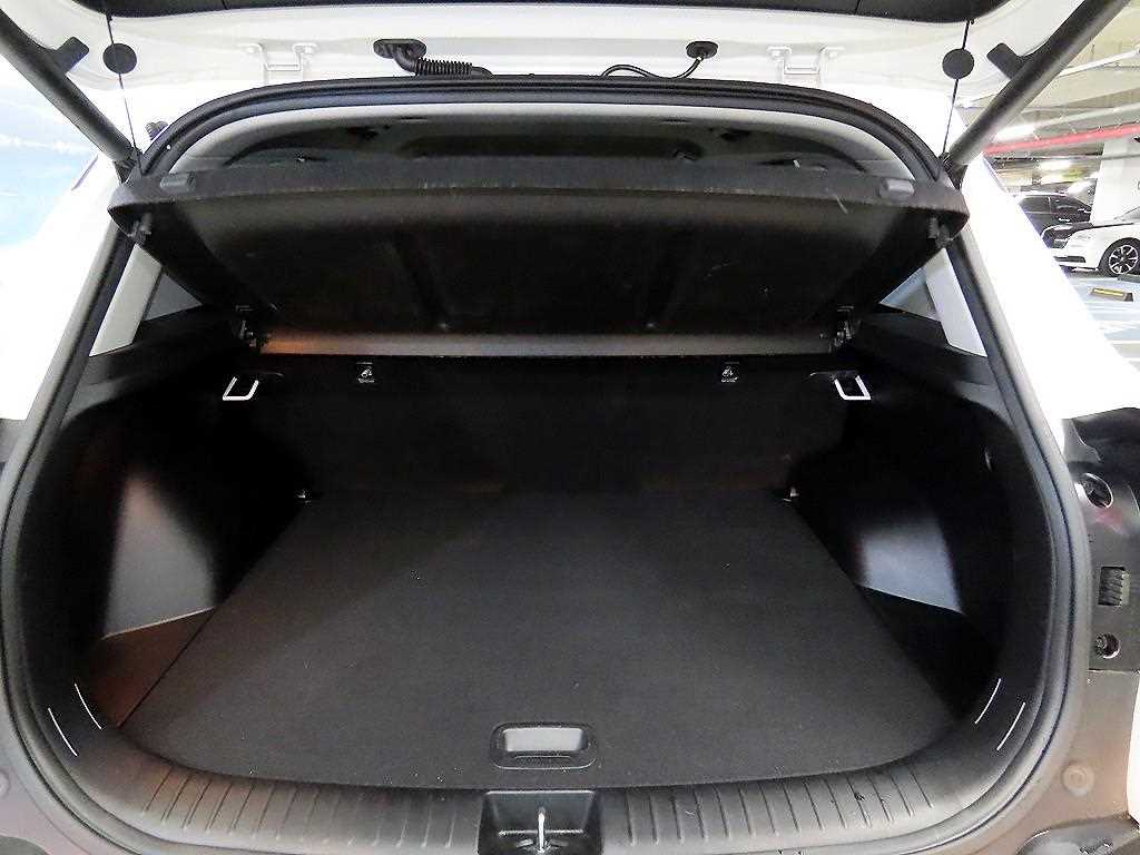 KIA Seltos 2023 Blanco - Importación desde Corea - HF Imports Iquique - Foto 16