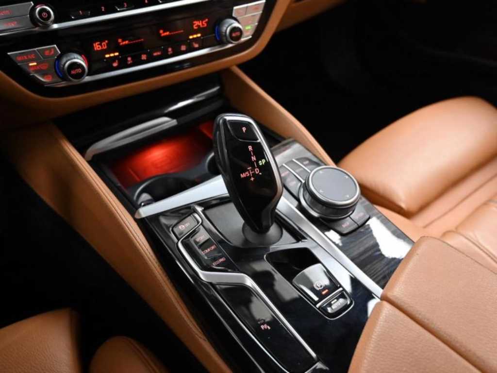 BMW 5 Series - Vista 9