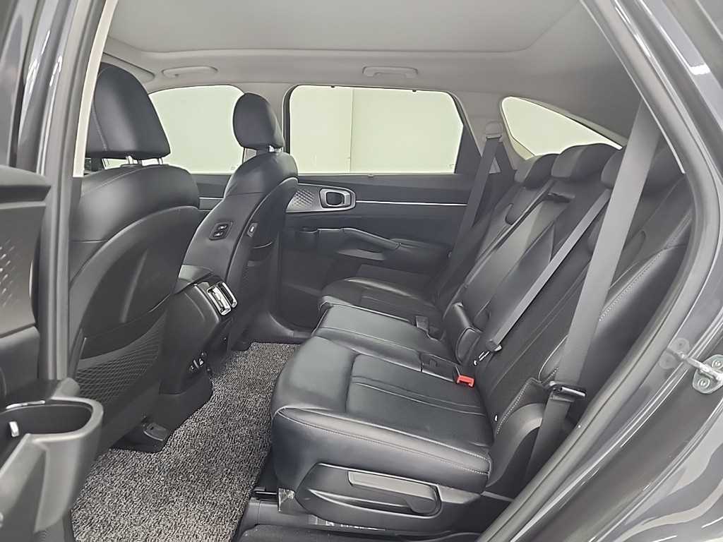 KIA Sorento - Vista 12