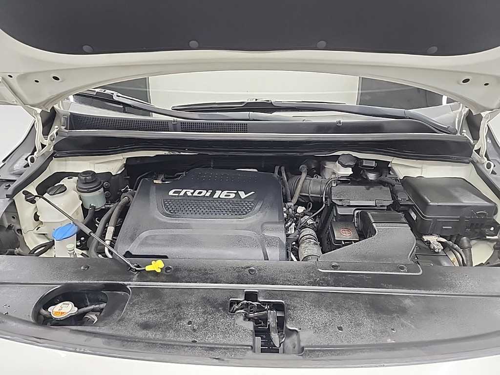 KIA Carnival - Vista 5