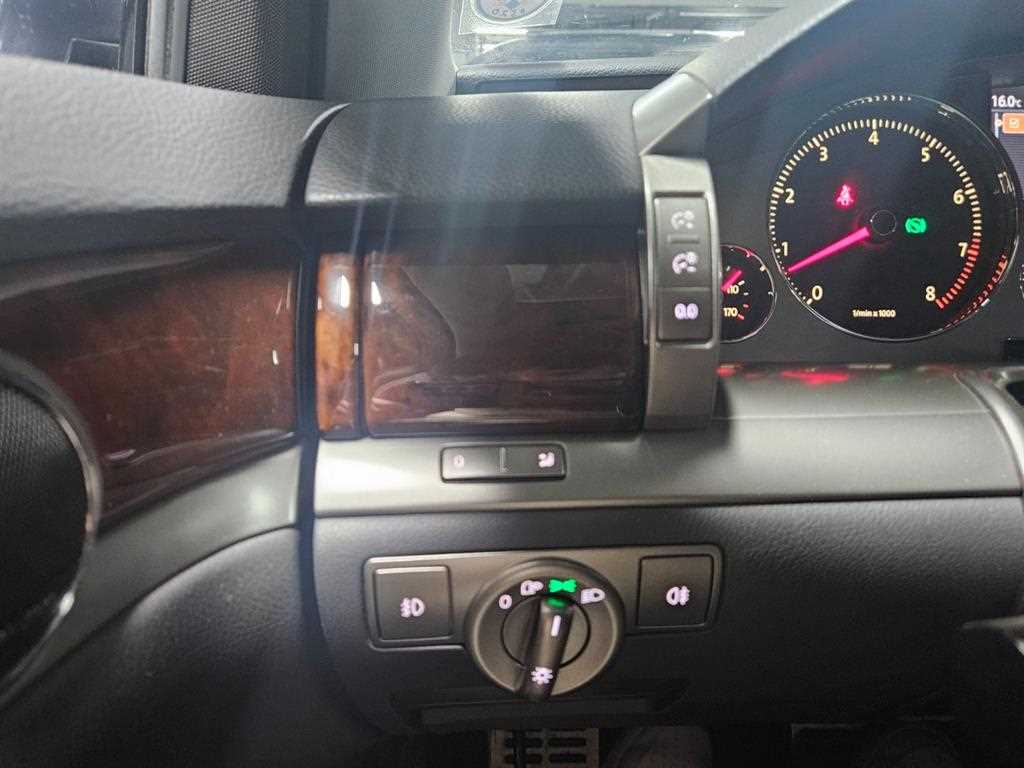 Volkswagen Phaeton - Vista 7