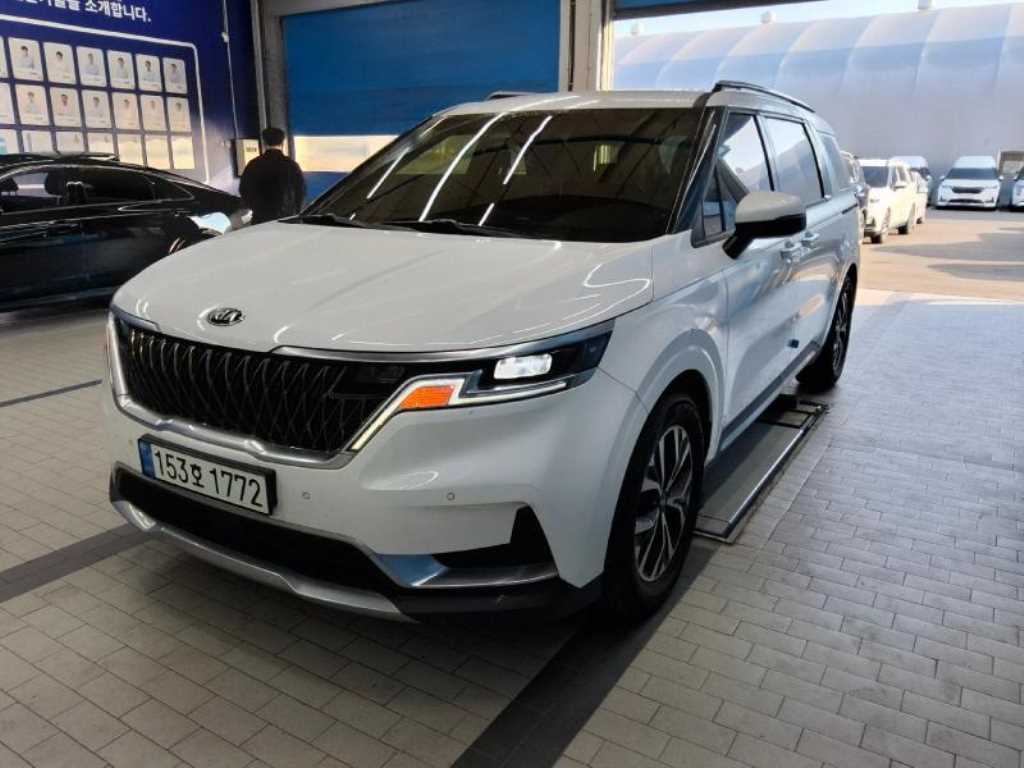 KIA Carnival - Vista 3