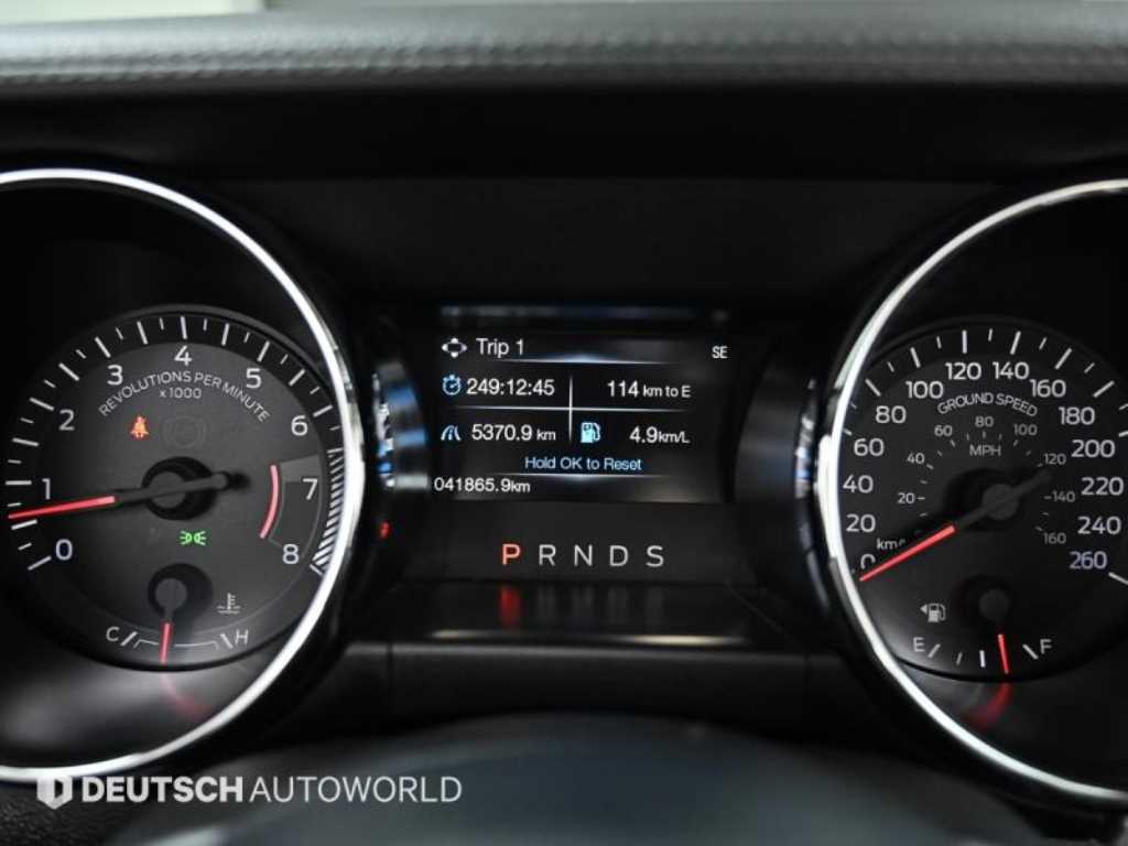 Ford Mustang - Vista 8