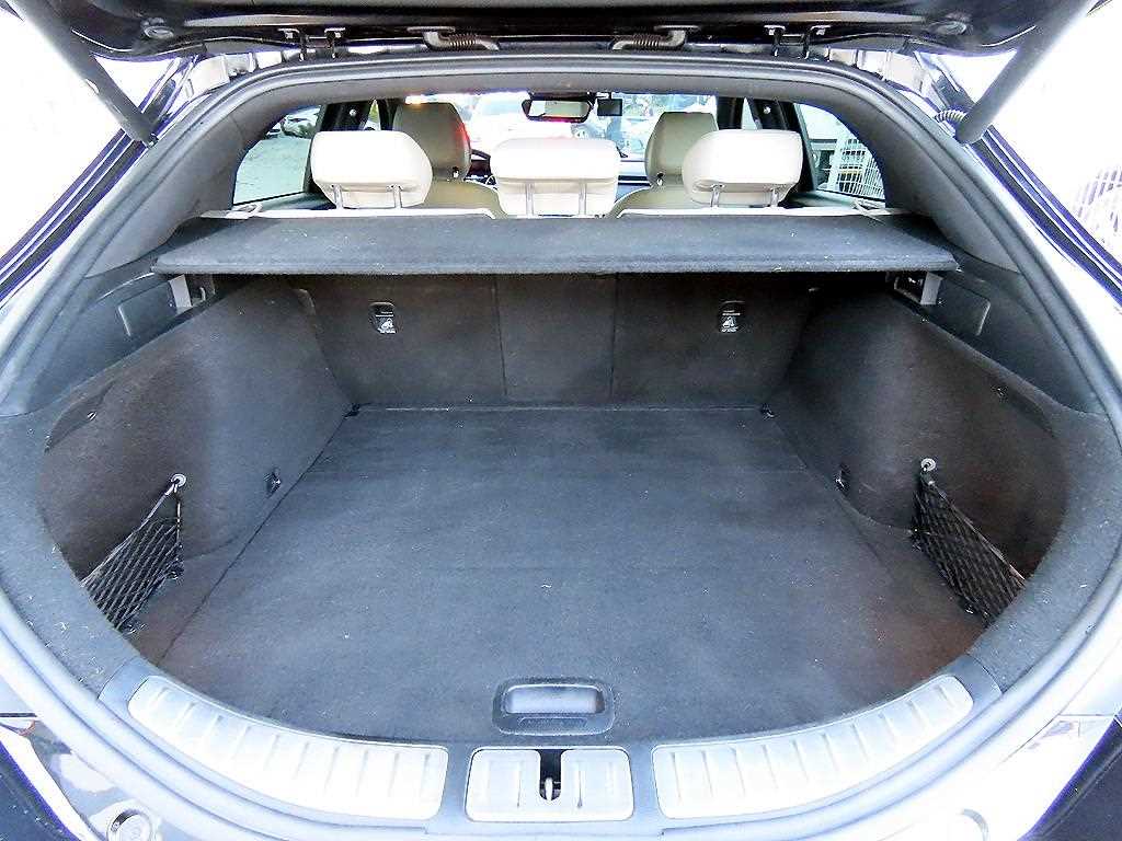 Genesis G70 2023 Negro - Importación desde Corea - HF Imports Iquique - Foto 16