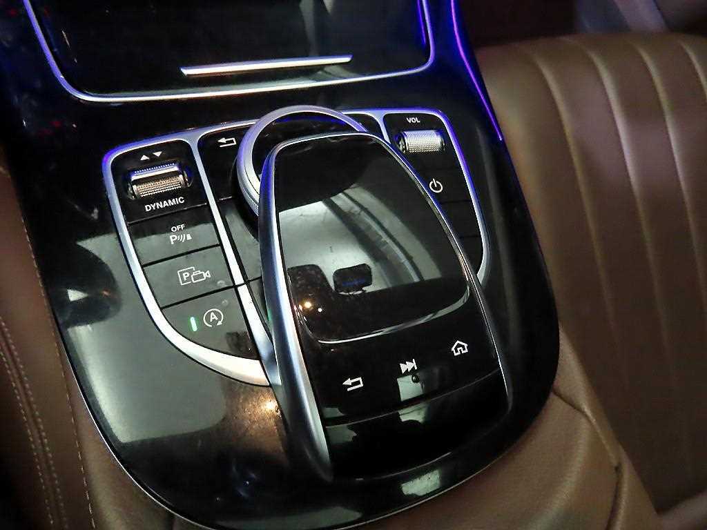 Mercedes Benz E class 2019 Plateado - Importación desde Corea - HF Imports Iquique - Foto 15