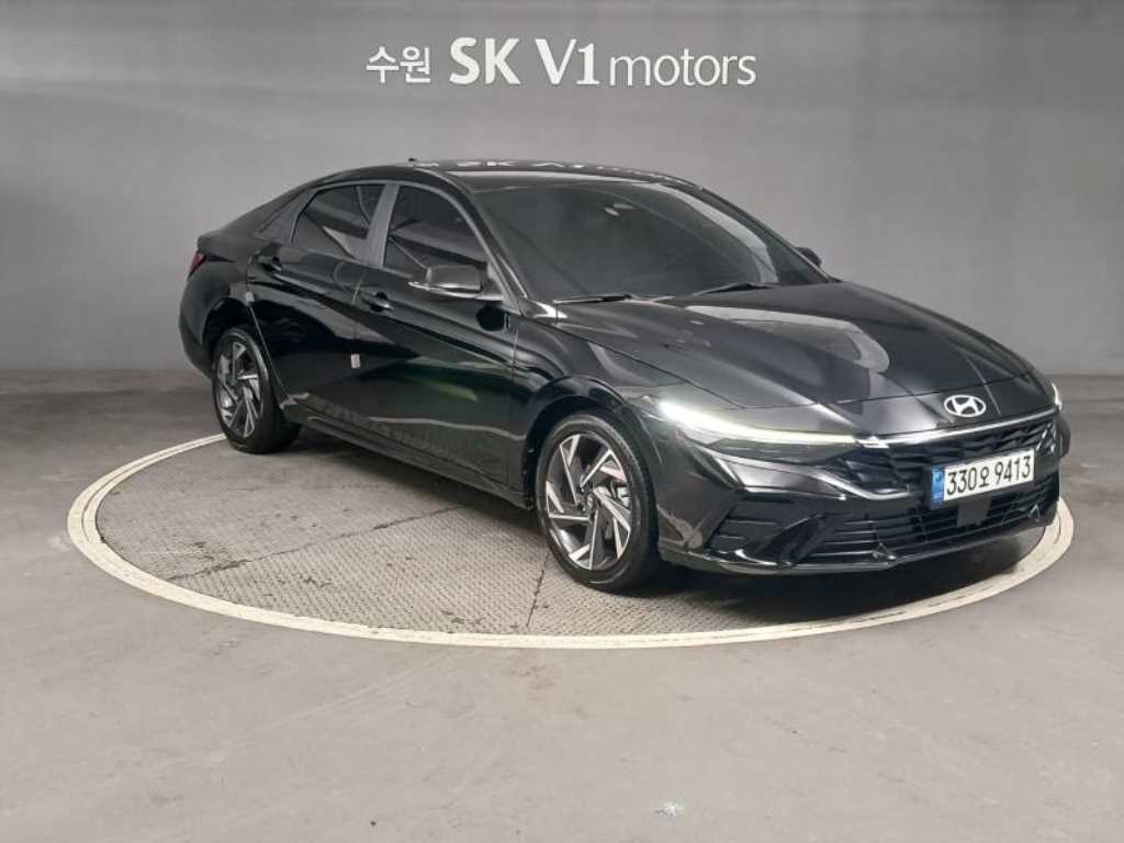 HYUNDAI Avante - Vista 5