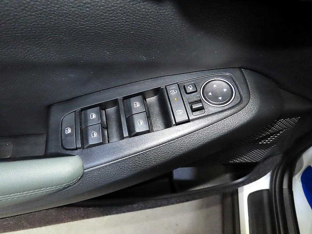 KIA Seltos 2023 Blanco - Importación desde Corea - HF Imports Iquique - Foto 13