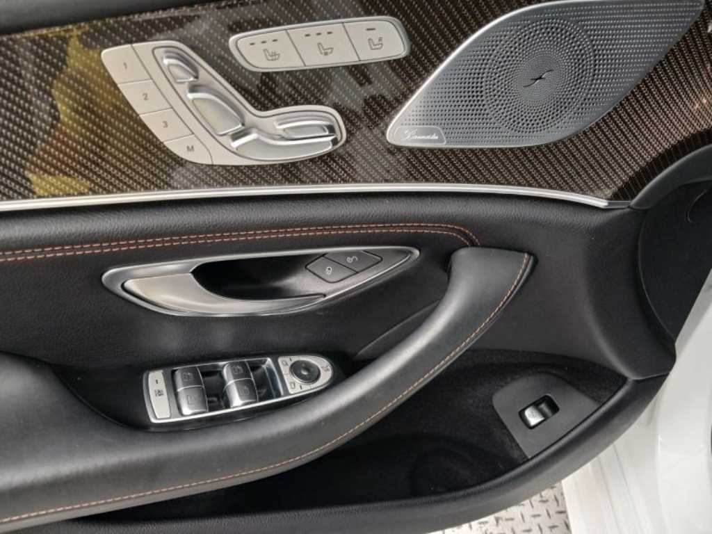 Mercedes Benz CLS Class - Vista 10