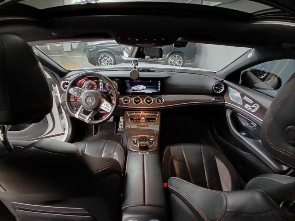 Mercedes Benz CLS Class - Vista 6