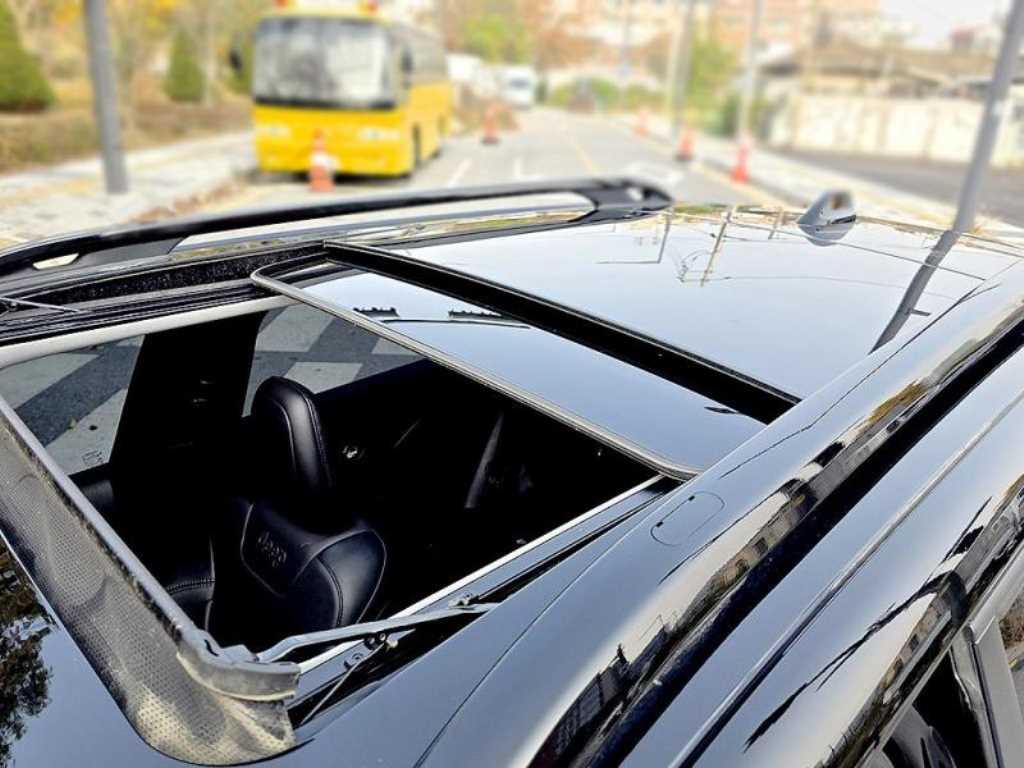 Jeep Cherokee - Vista 7