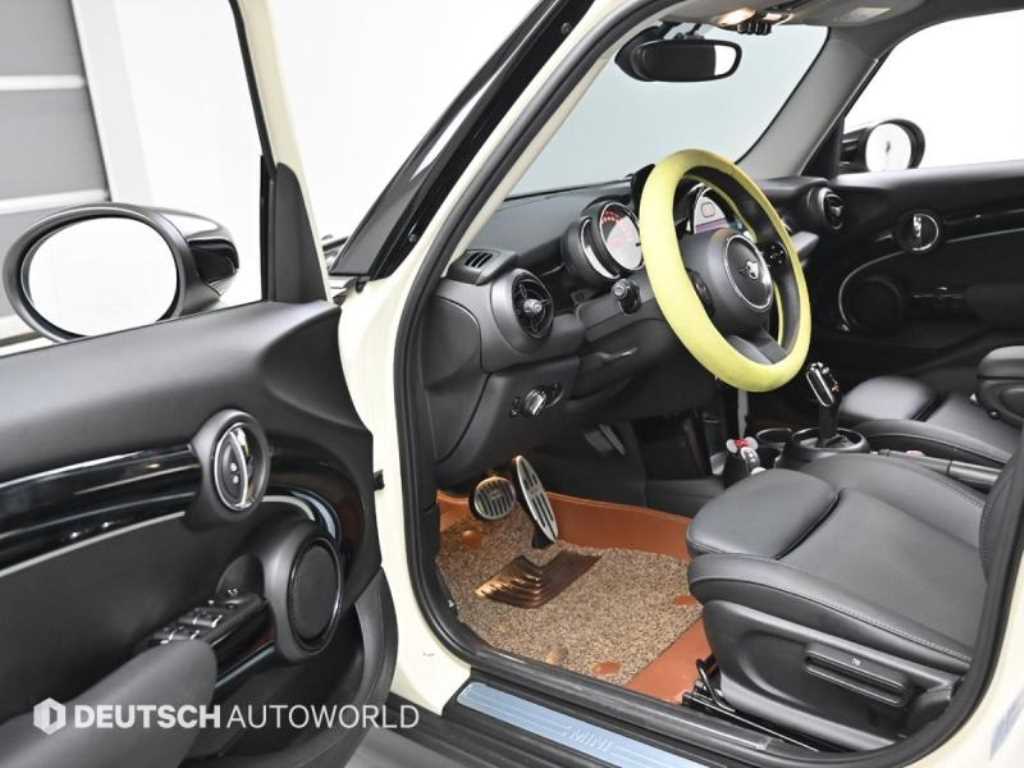 Mini Cooper - Vista 11