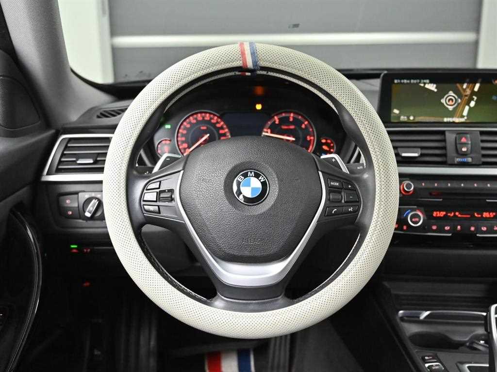 BMW Gran Turismo 2021 Negro - Importación desde Corea - HF Imports Iquique - Foto 13