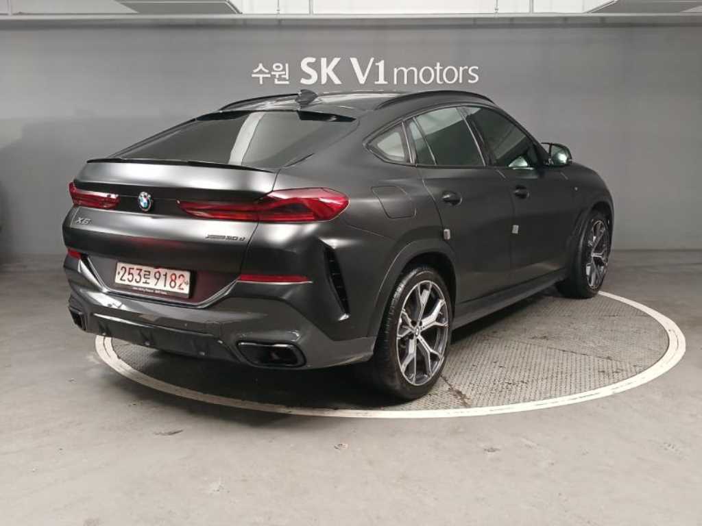 BMW X6 - Vista 4