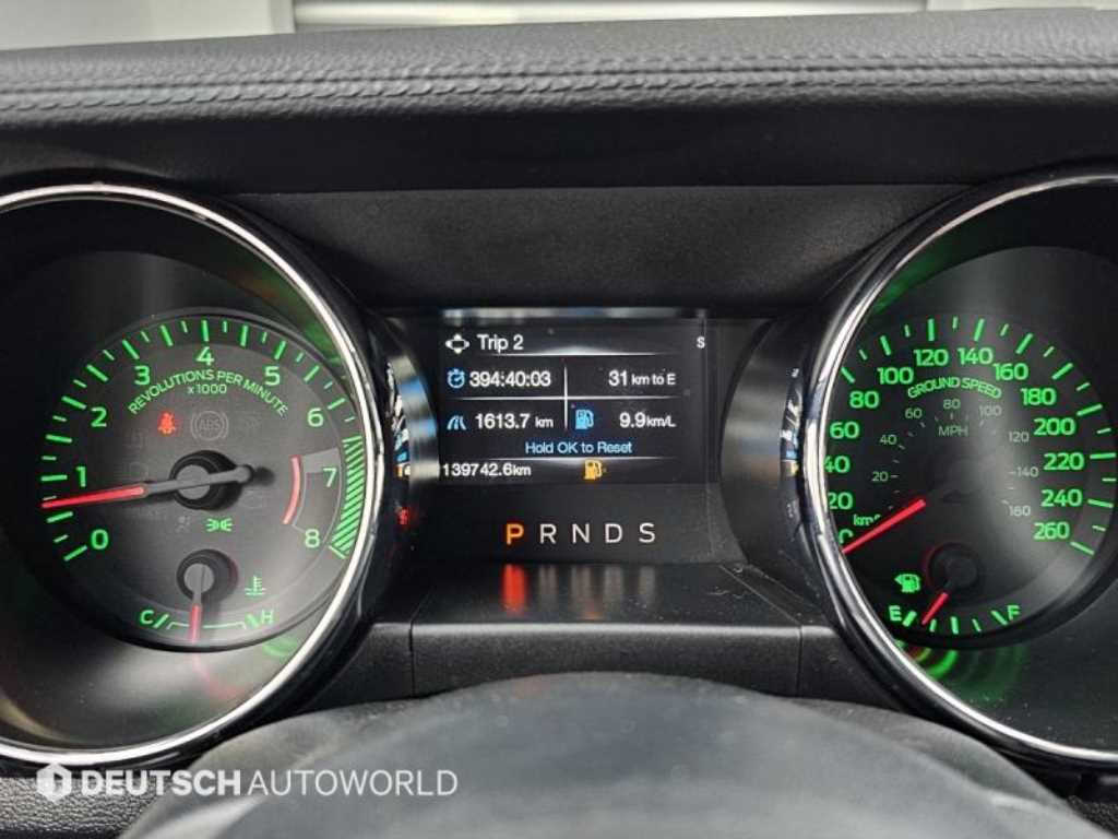 Ford Mustang - Vista 8