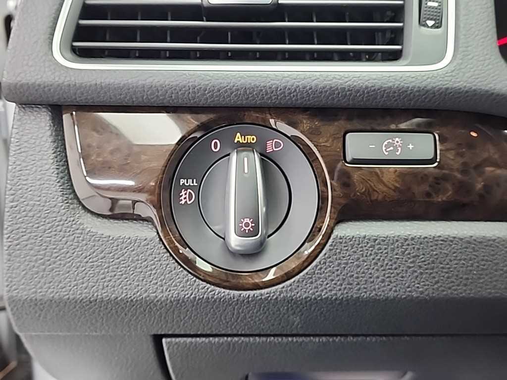 Volkswagen Passat 2015 Gris - Importación desde Corea - HF Imports Iquique - Foto 16