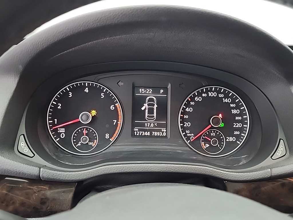 Volkswagen Passat - Vista 5