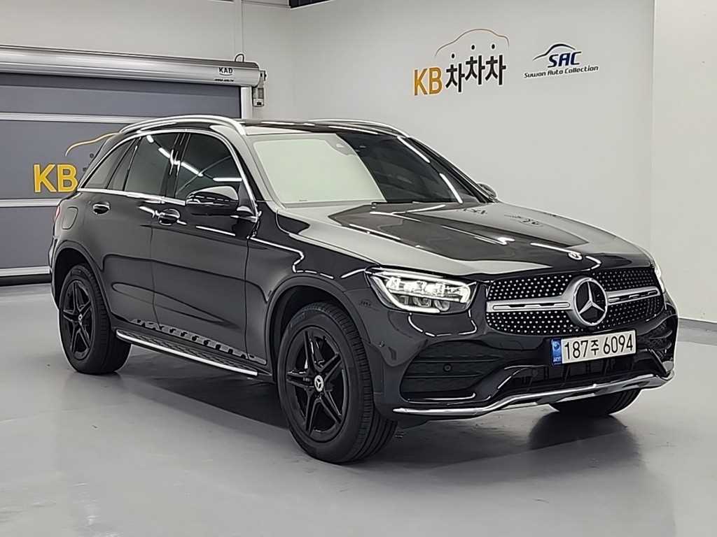 Mercedes Benz GLC Class - Vista 4