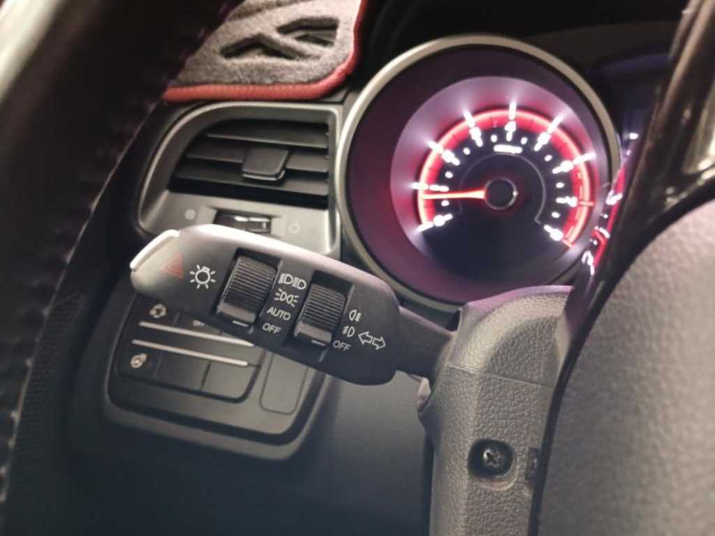 Ssangyong Tivoli 2017 Blanco - Importación desde Corea - HF Imports Iquique - Foto 17