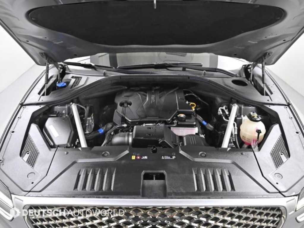 Genesis GV70 - Vista 6