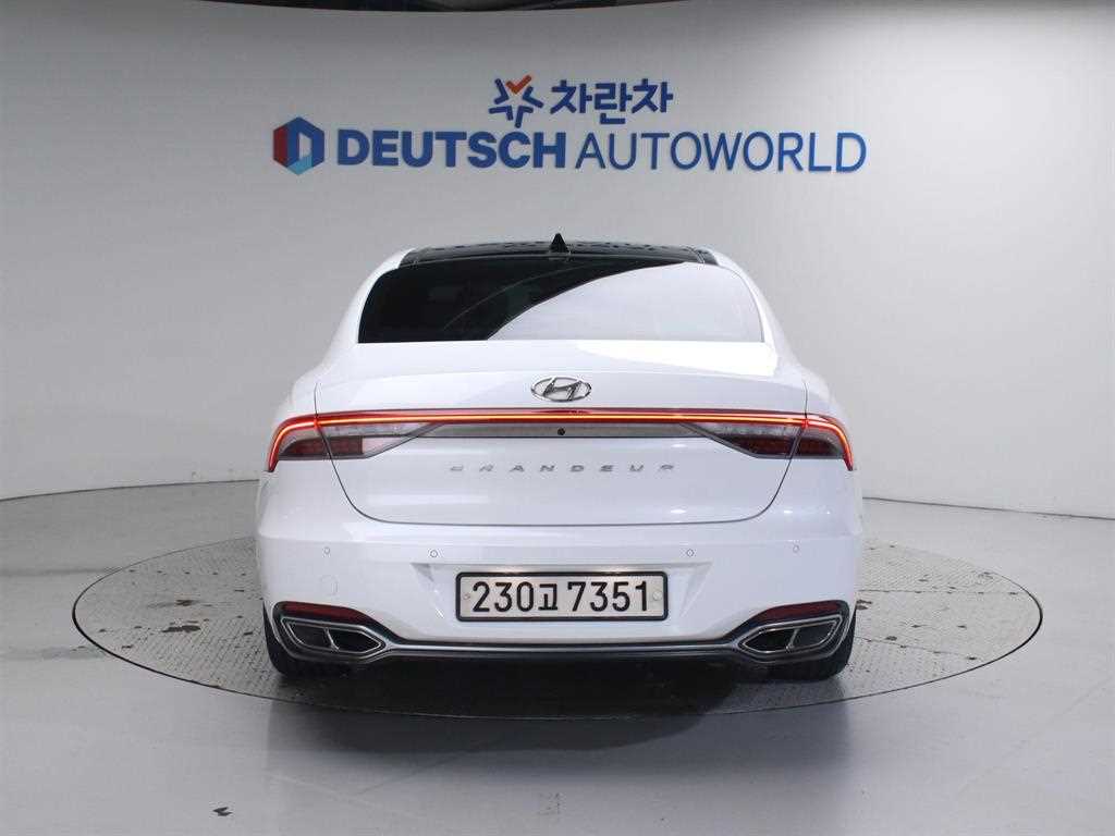 HYUNDAI Grandeur - Vista 4