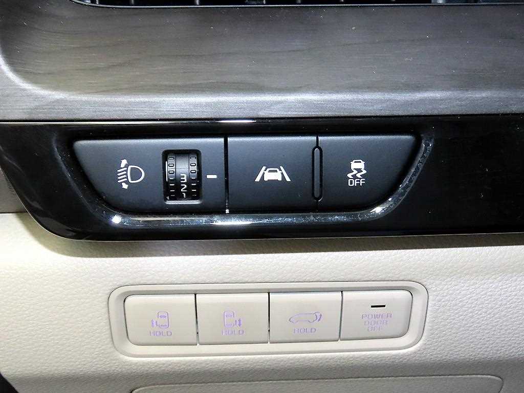 KIA Carnival 2023 Blanco - Importación desde Corea - HF Imports Iquique - Foto 13