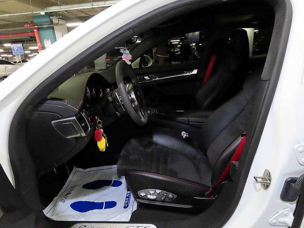 Porsche Panamera - Vista 6