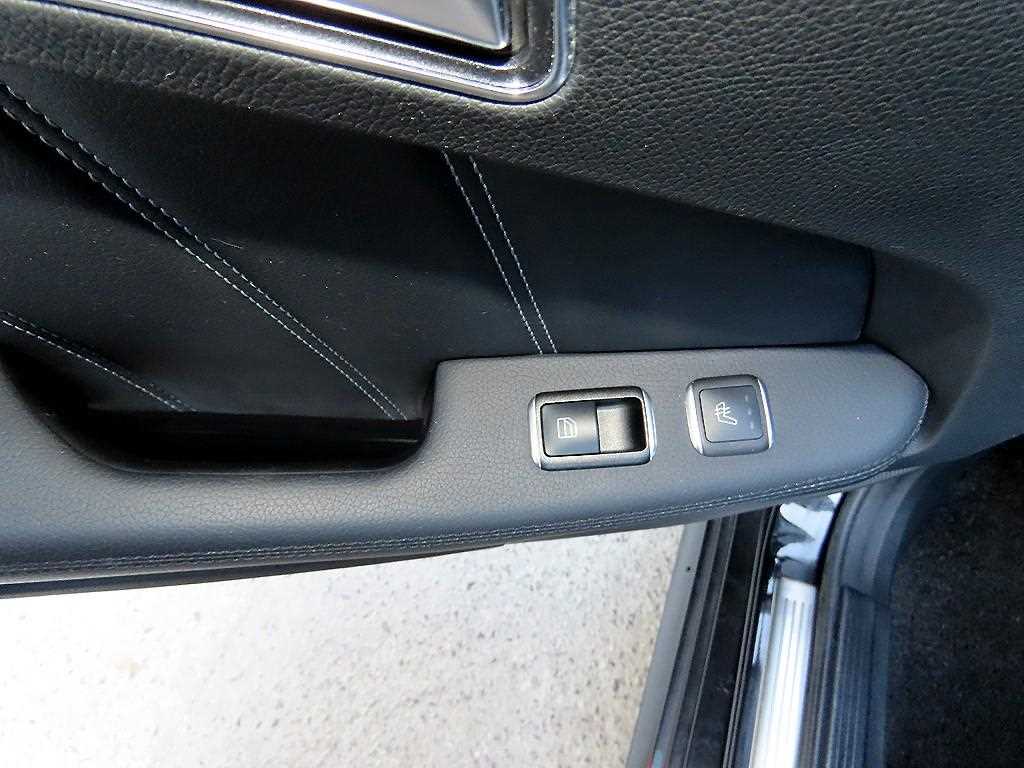 Mercedes Benz E class 2016 Negro - Importación desde Corea - HF Imports Iquique - Foto 16