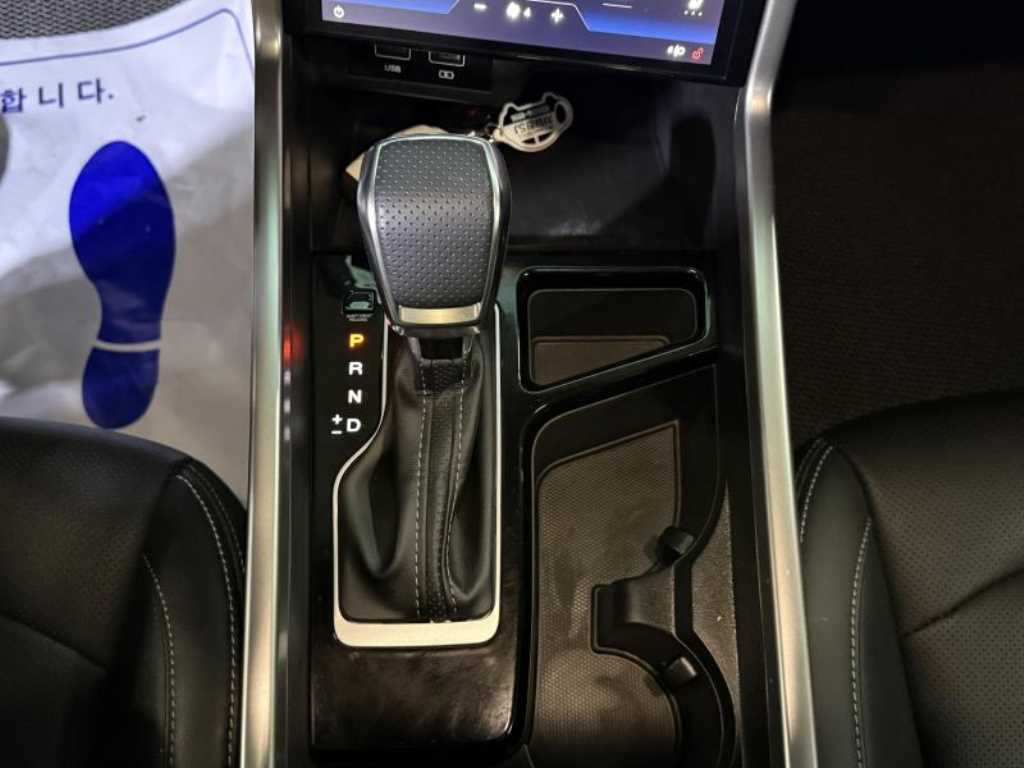 Ssangyong Torres - Vista 9