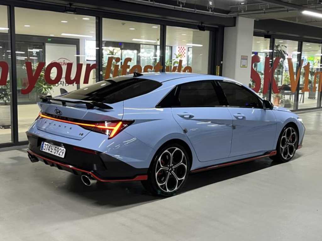 HYUNDAI Avante - Vista 4