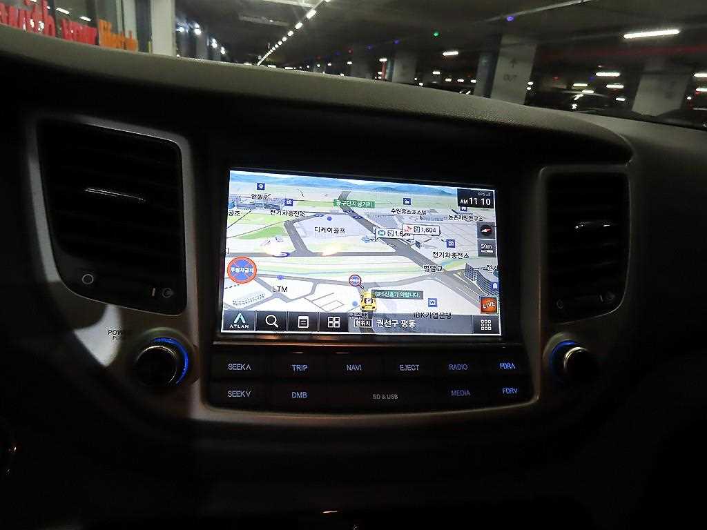 HYUNDAI Tucson 2017 Blanco - Importación desde Corea - HF Imports Iquique - Foto 13