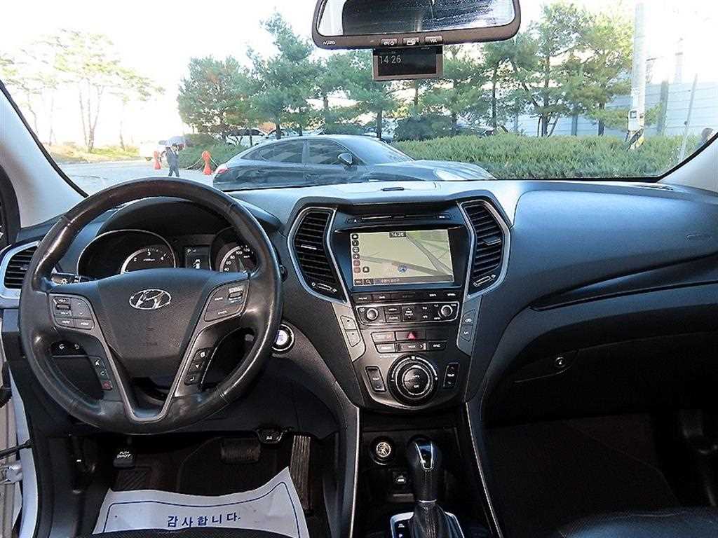 HYUNDAI Santa Fe - Vista 7