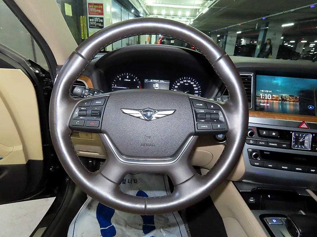 Genesis G80 - Vista 8