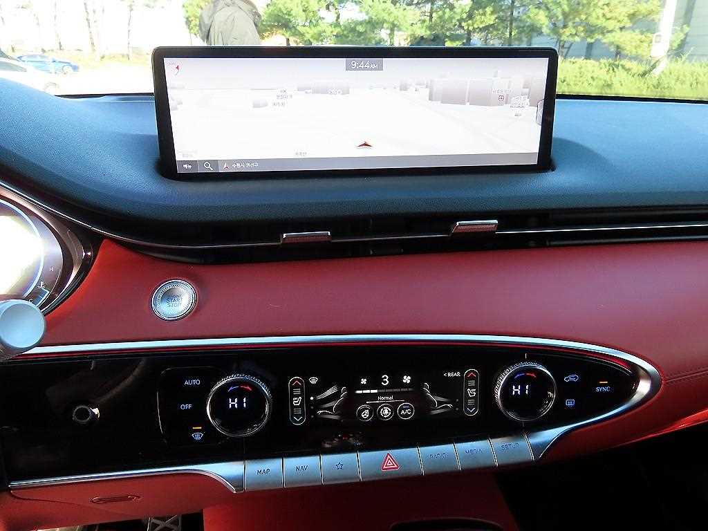 Genesis GV70 2024 Gris - Importación desde Corea - HF Imports Iquique - Foto 13