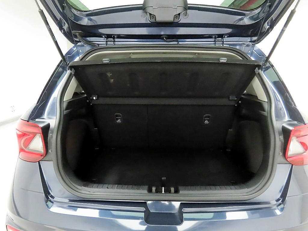 HYUNDAI Venue - Vista 5