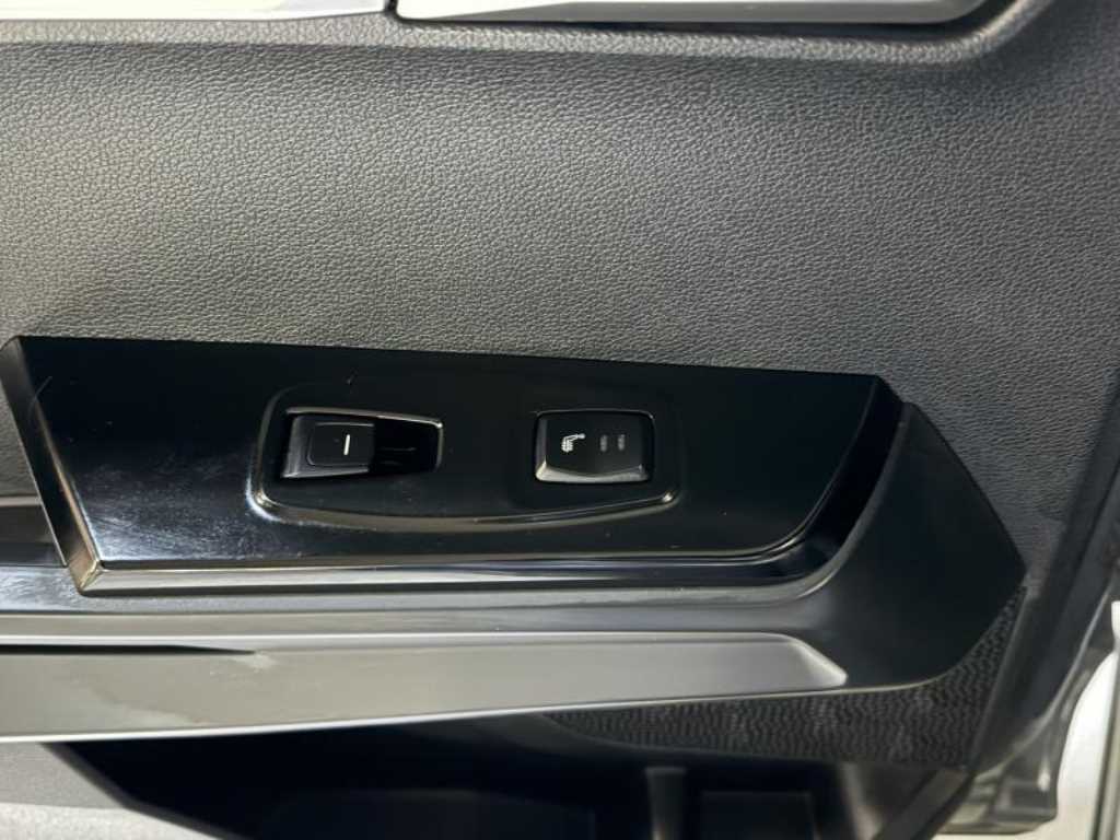 Ssangyong Torres - Vista 12