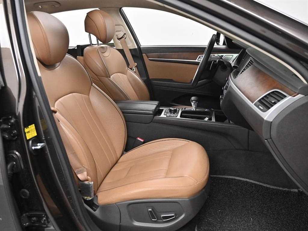 Genesis G80 - Vista 10