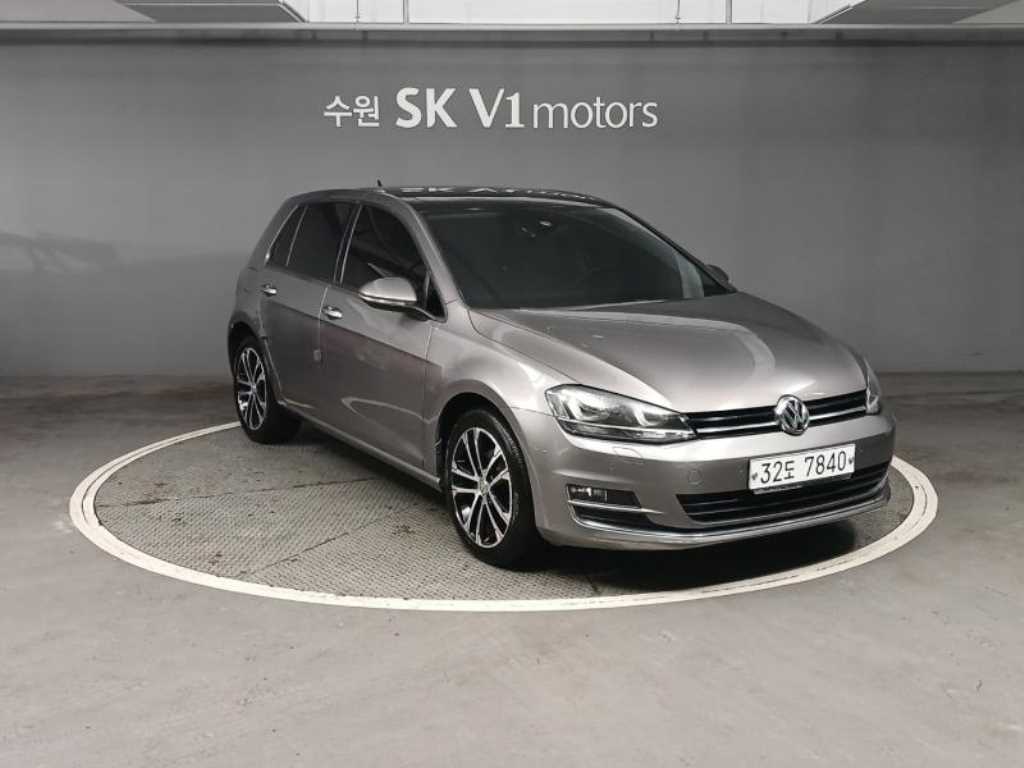 Volkswagen Golf - Vista 5