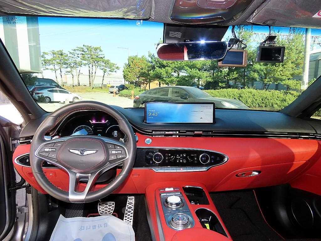 Genesis GV70 - Vista 7