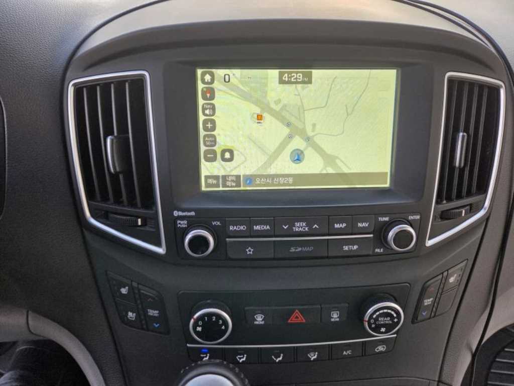 HYUNDAI Starex 2019 Gris - Importación desde Corea - HF Imports Iquique - Foto 15