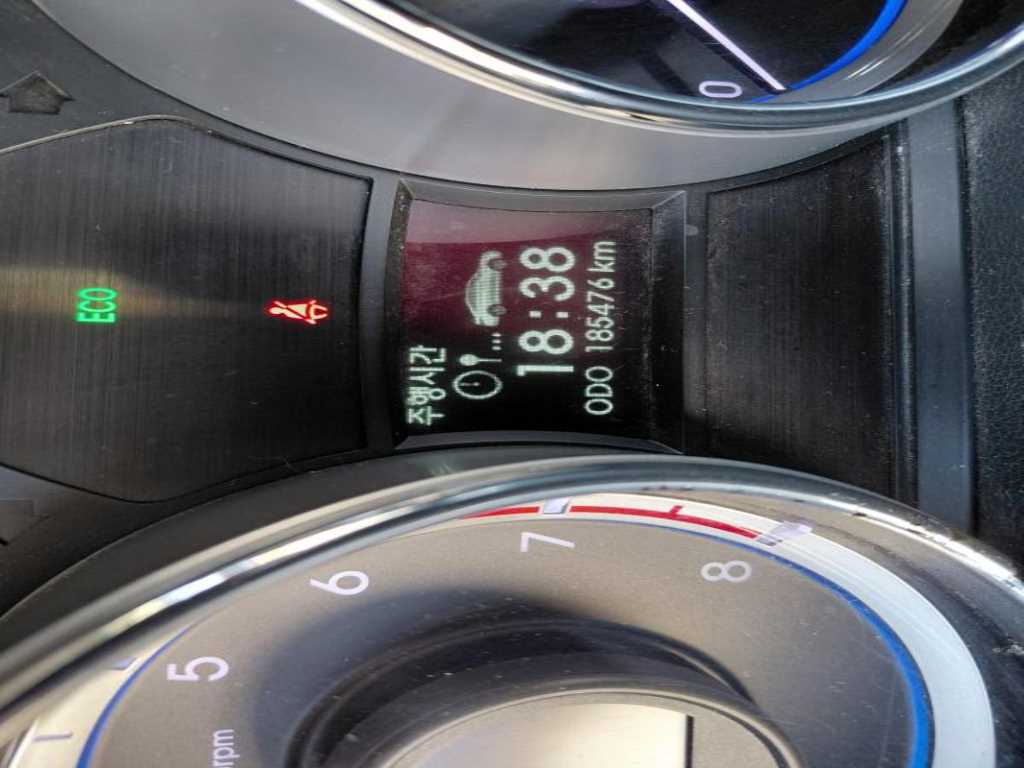 HYUNDAI Sonata - Vista 11