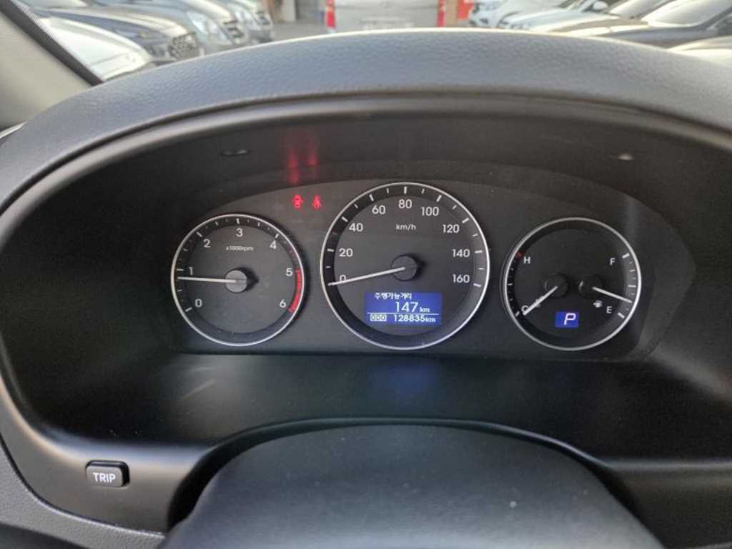 HYUNDAI Starex 2019 Gris - Importación desde Corea - HF Imports Iquique - Foto 14