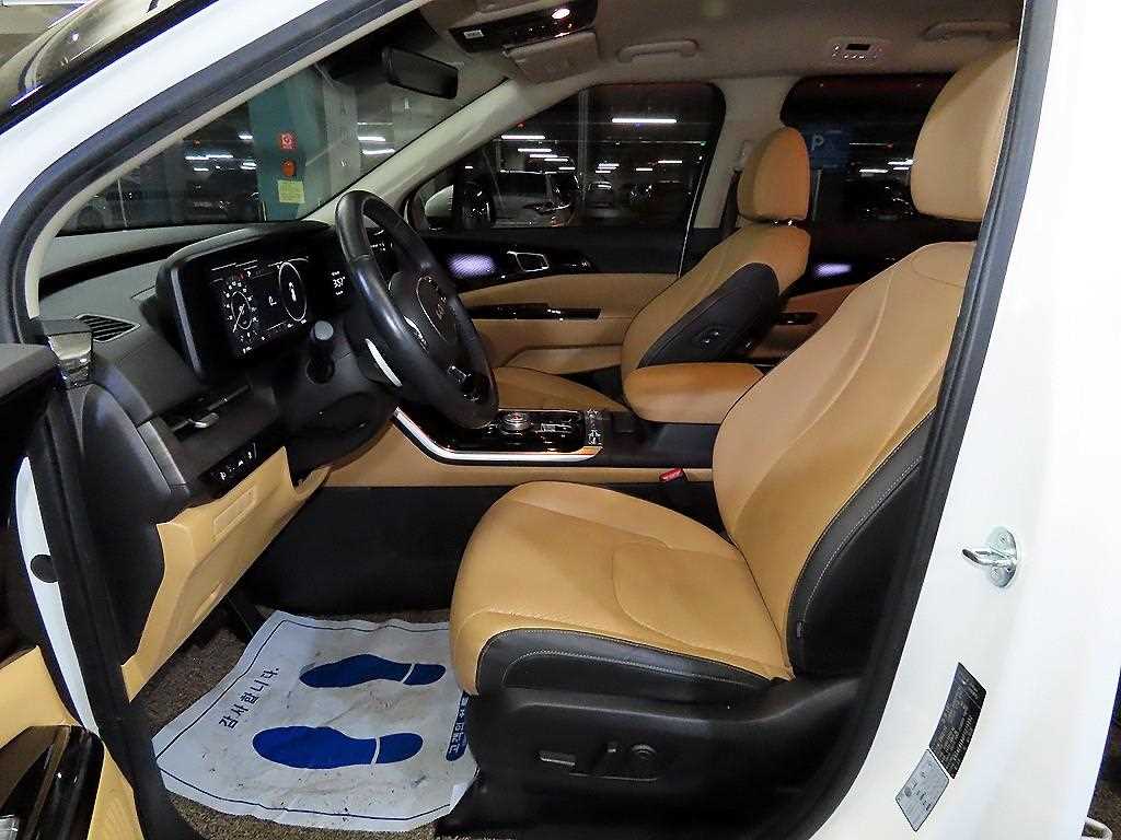 KIA Carnival - Vista 6