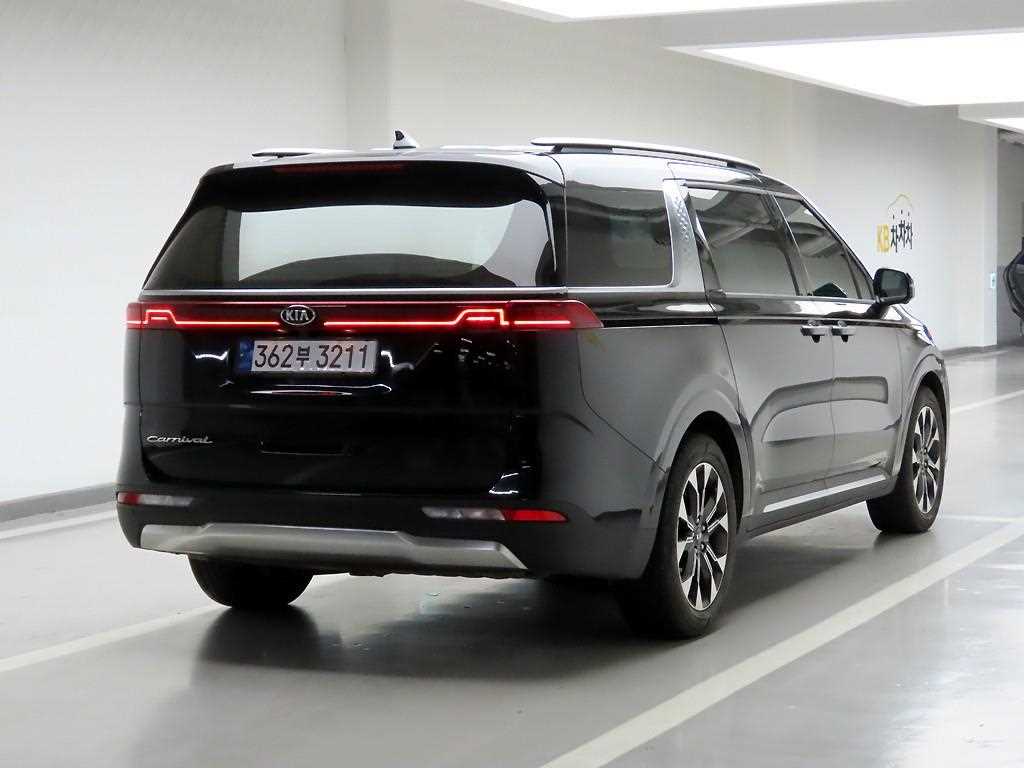 KIA Carnival - Vista 4